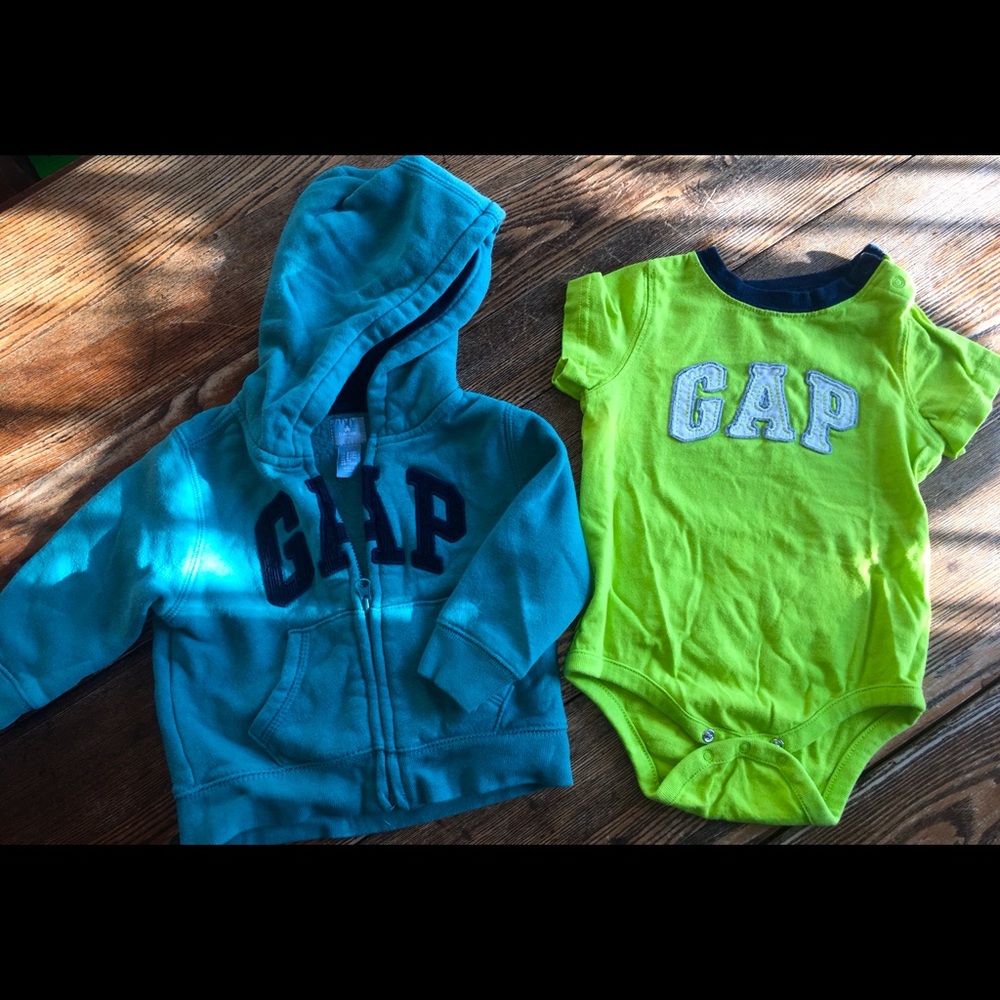 Baby Gap bundle size:6-12m